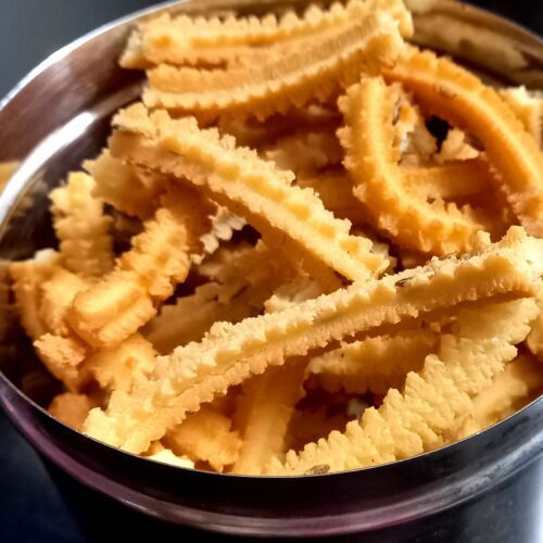 Butter murukku